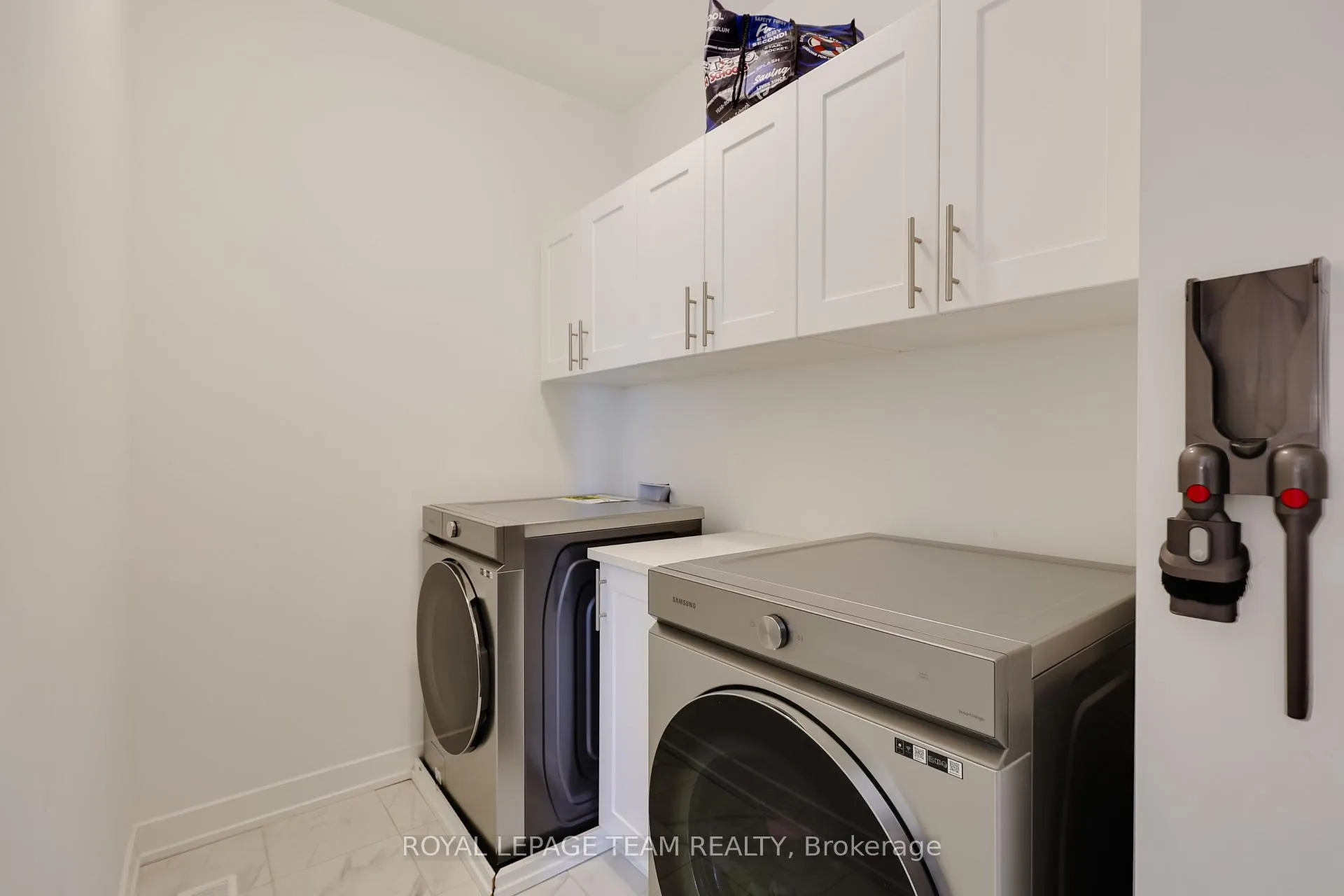 Photo 41 of 844 Beckton Heights, Ottawa, Stittsville (South) — HOMEH