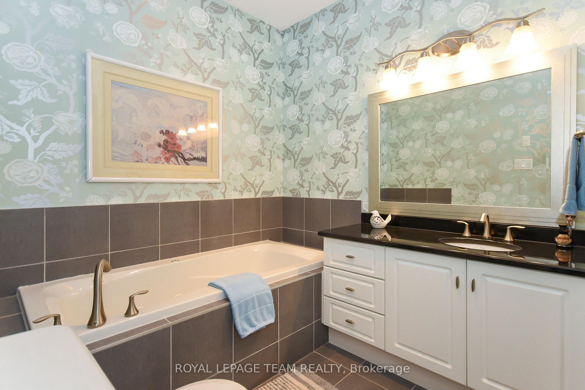 Photo 18 of 272 Cairnsmore Circle, Ottawa, Barrhaven - Stonebridge — HOMEH