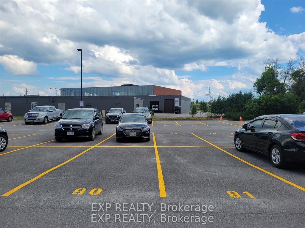 Photo 5 of Unit 412, 75 Barrie Road, Orillia — HOMEH