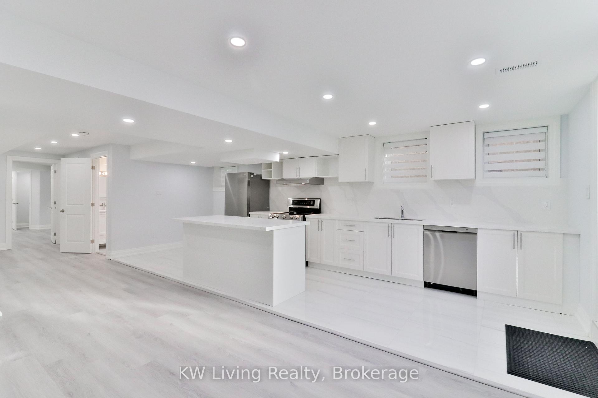 Photo 2 of Unit Bsmt, 70 Bracknell Avenue, Markham, Berczy — HOMEH