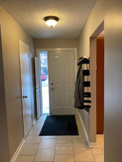 Photo 6 of Unit 11, 1342 Cedarcroft Crescent, Ottawa, Pineview — HOMEH