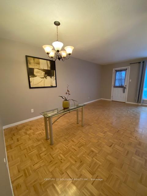 Photo 5 of Unit 11, 1342 Cedarcroft Crescent, Ottawa, Pineview — HOMEH