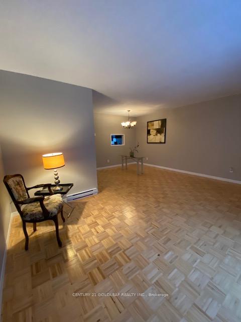 Photo 7 of Unit 11, 1342 Cedarcroft Crescent, Ottawa, Pineview — HOMEH
