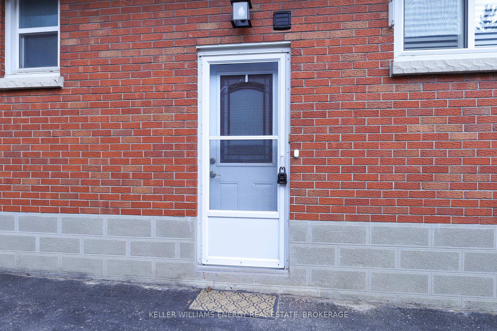 Photo 4 of Unit Bsmt, 242 Chadburn Street, Oshawa, Central — HOMEH