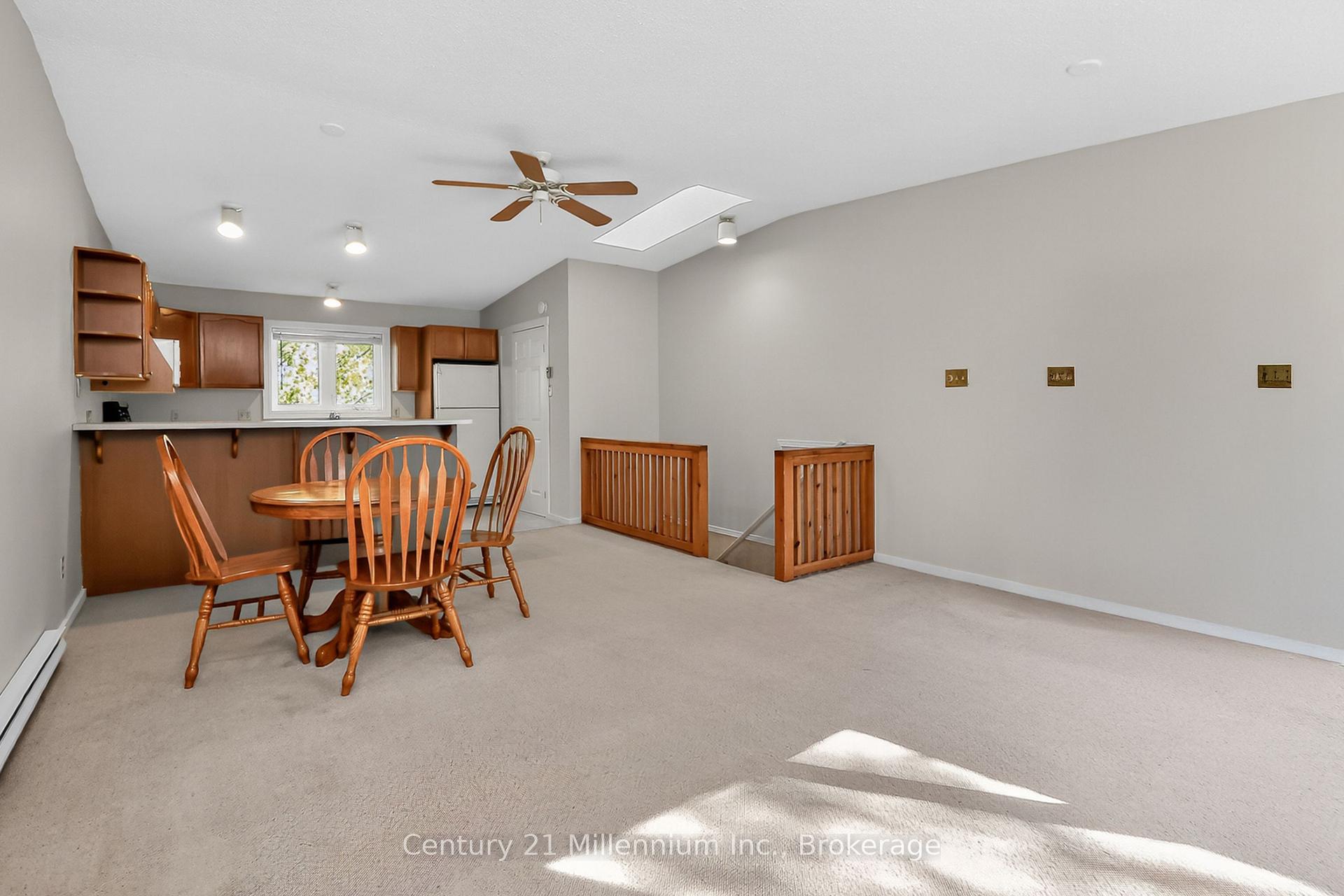 Photo 5 of 524 Oxbow Crescent, Collingwood — HOMEH