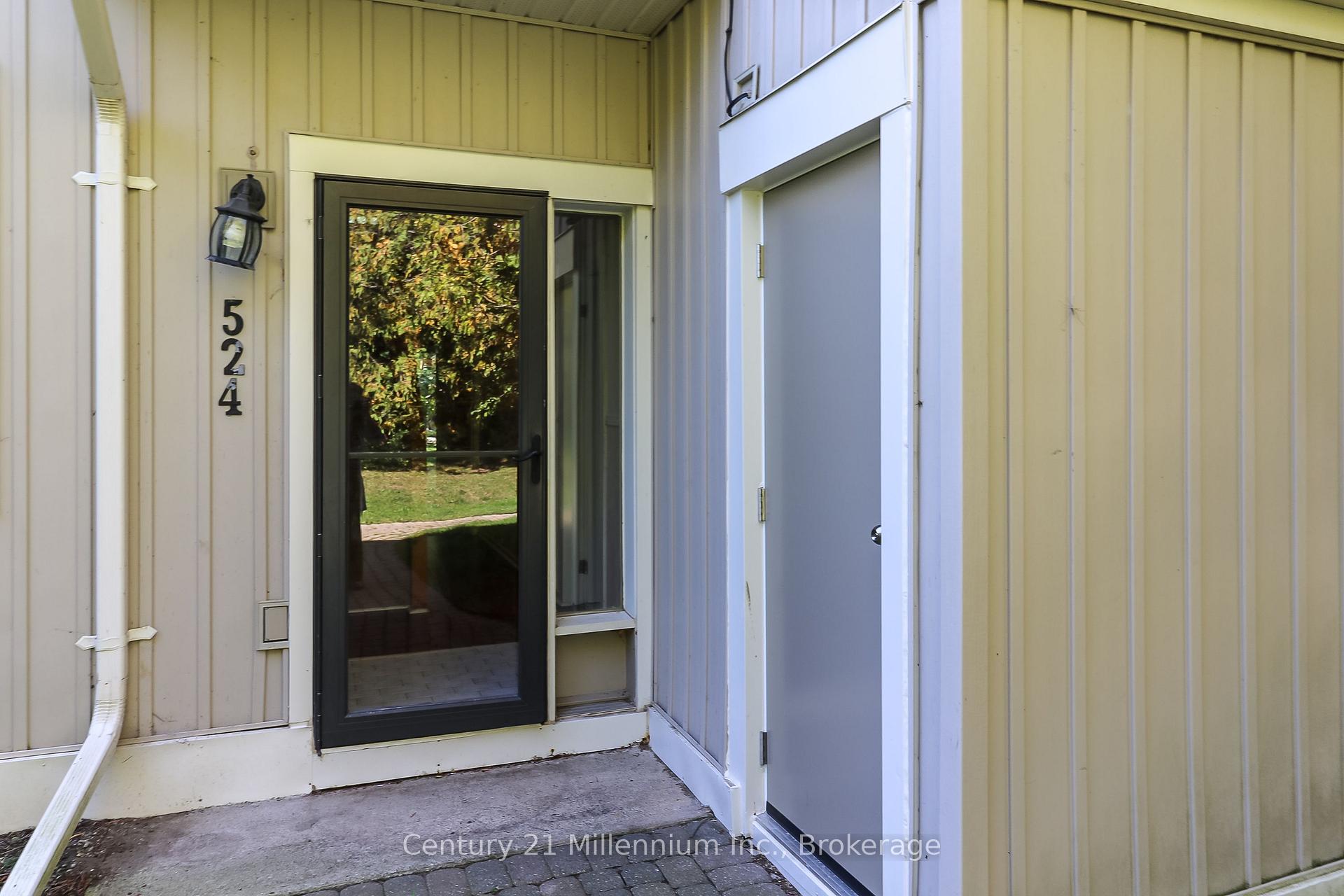 Photo 13 of 524 Oxbow Crescent, Collingwood — HOMEH