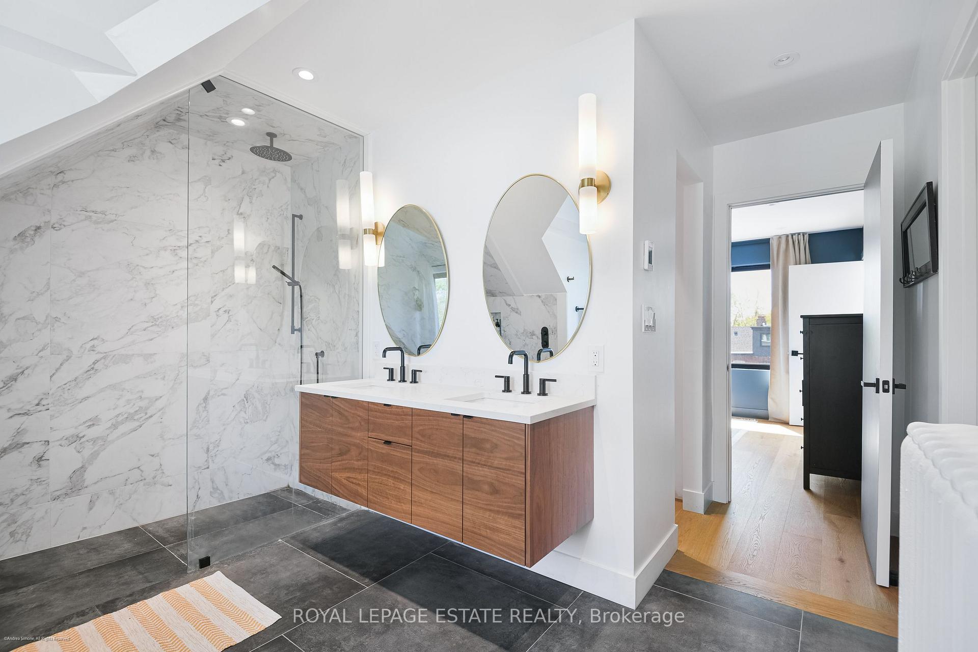Photo 19 of 23 Fulton Avenue, Toronto, Playter Estates-Danforth — HOMEH