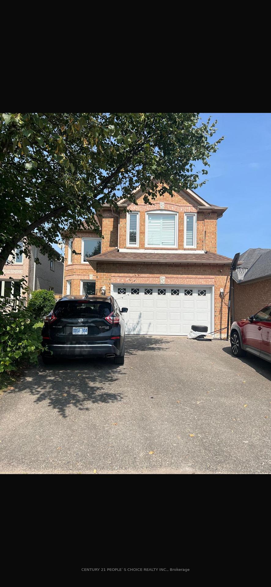 Photo 1 of 35 Springview Drive, Brampton, Brampton West — HOMEH