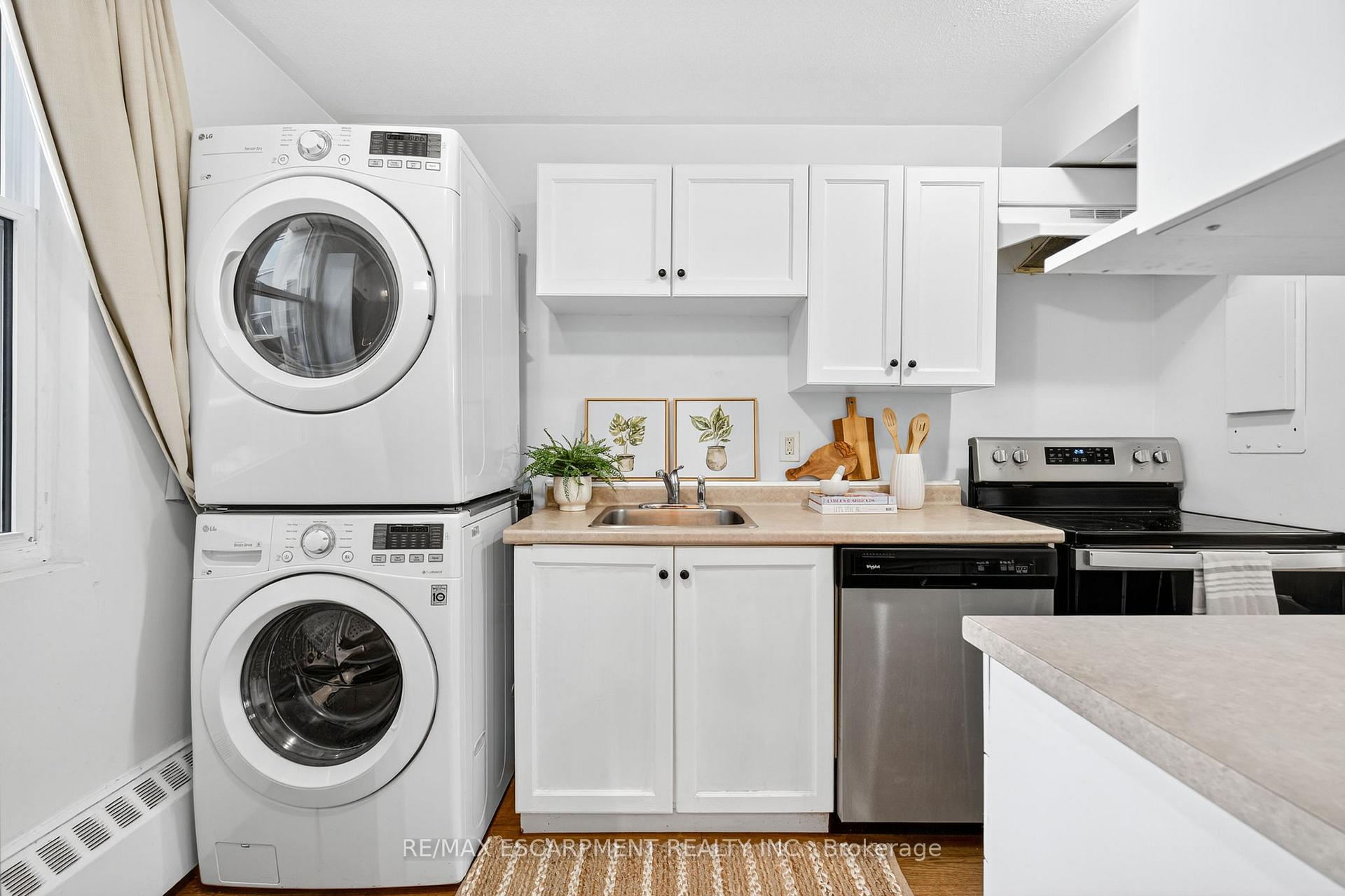 Photo 10 of Unit 320, 350 Quigley Road, Hamilton, Vincent — HOMEH