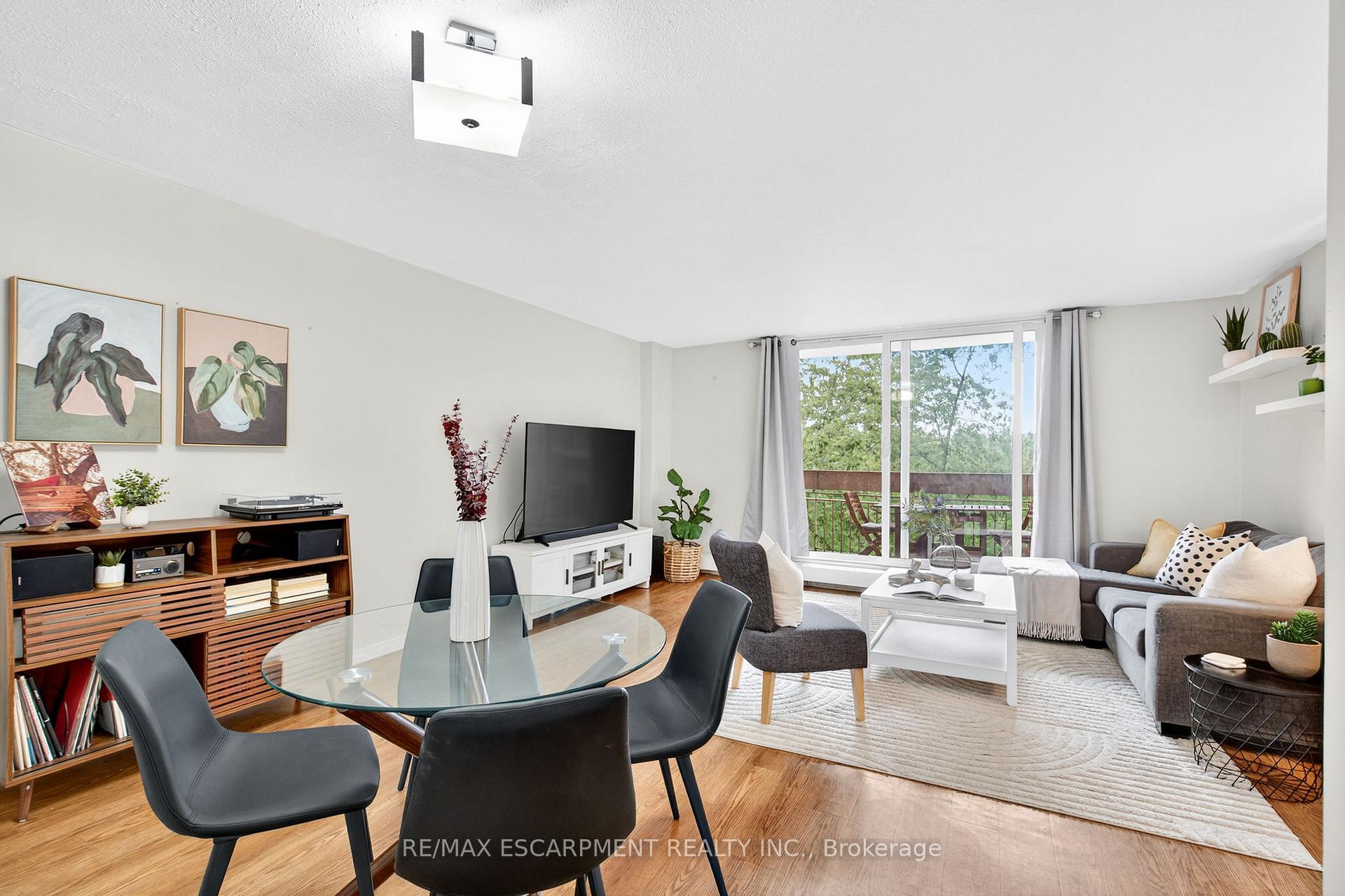 Photo 28 of Unit 320, 350 Quigley Road, Hamilton, Vincent — HOMEH