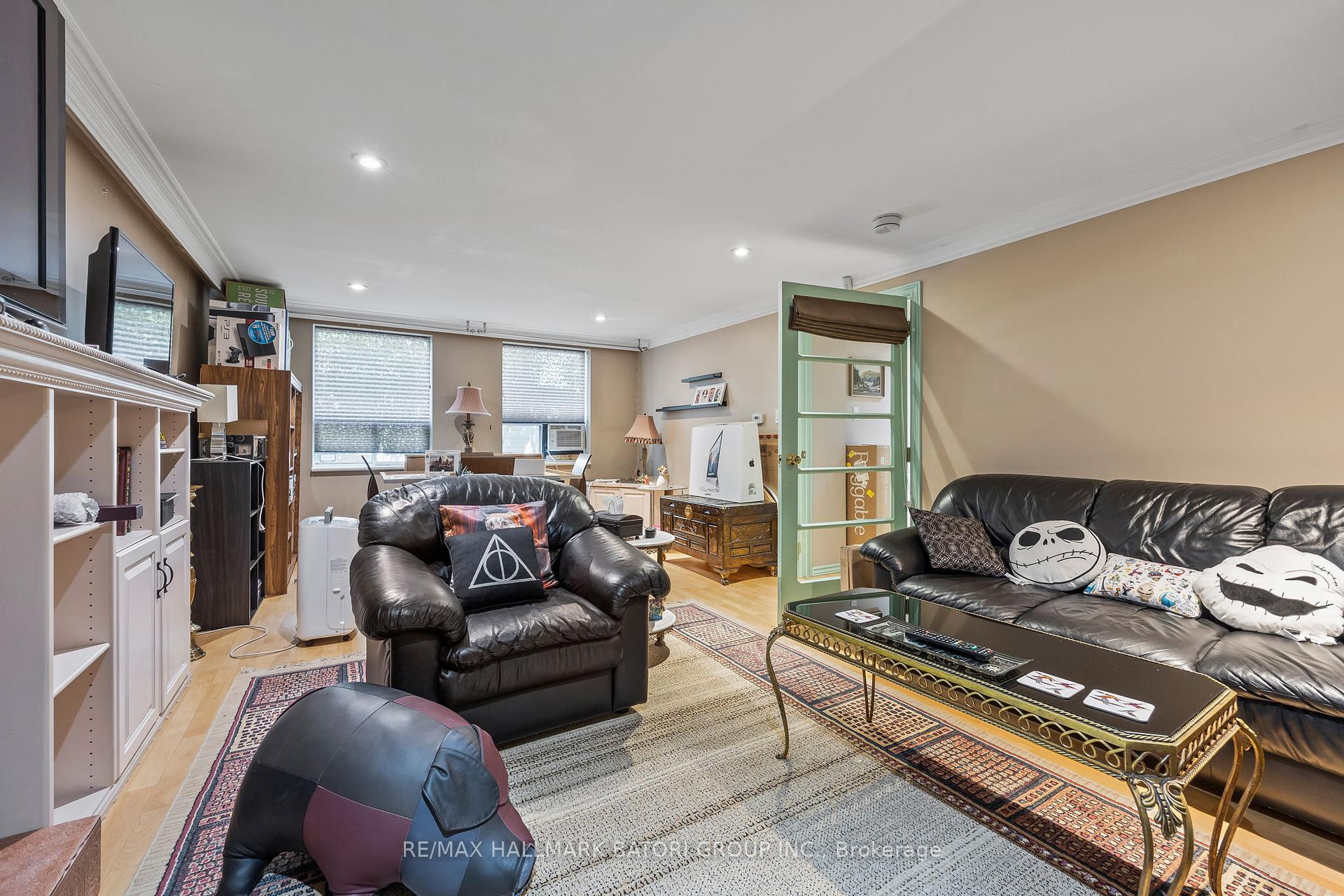 Photo 28 of Unit Main, 9 Wingate Place, Toronto, Forest Hill North — HOMEH