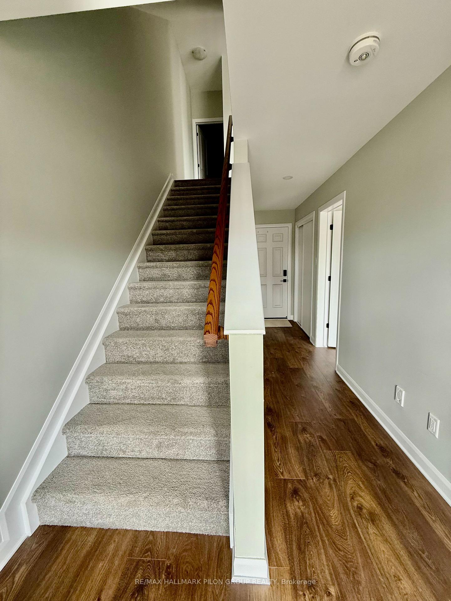 Photo 4 of 181 Gerry Lalonde Drive, Ottawa, Avalon West — HOMEH