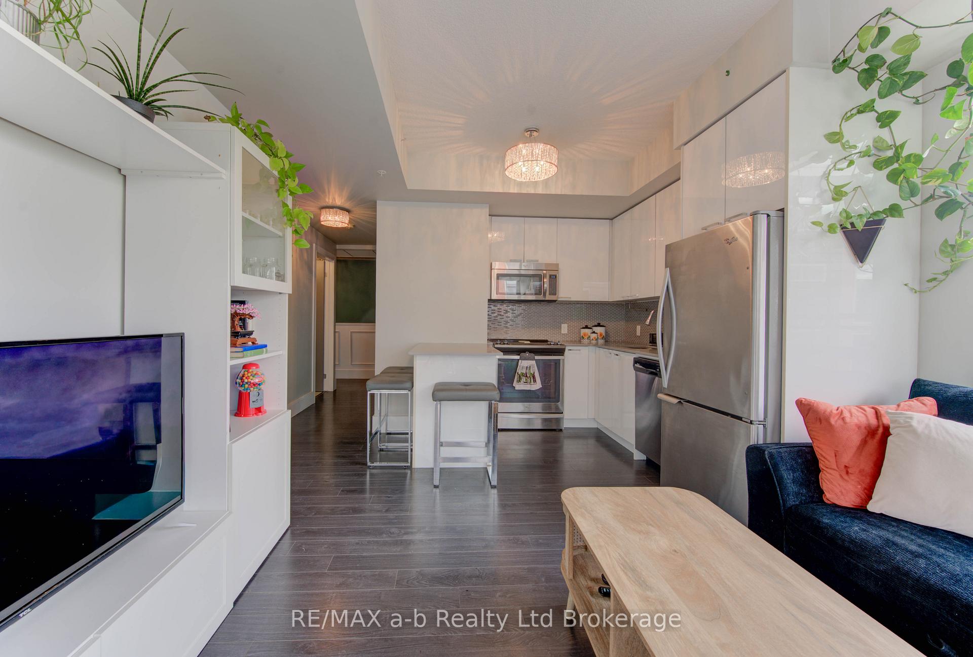 Photo 4 of Unit 415, 155 St Leger Street, Kitchener — HOMEH
