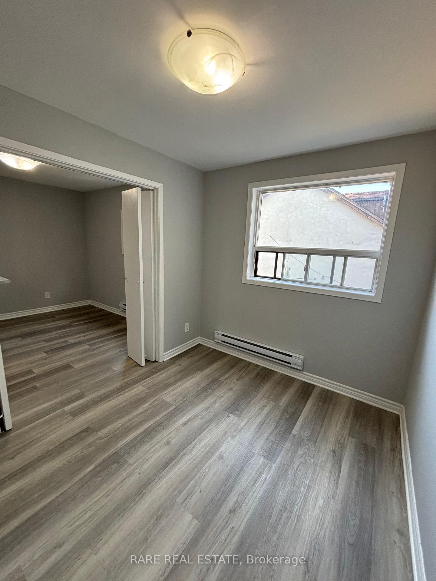 Photo 6 of Unit 4, 253 Augusta Avenue, Toronto, Kensington-Chinatown — HOMEH