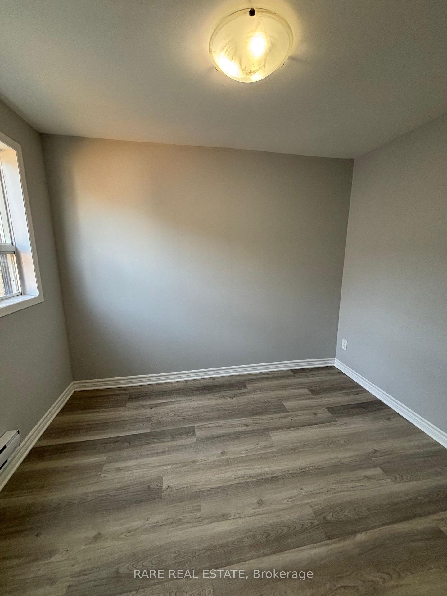Photo 7 of Unit 4, 253 Augusta Avenue, Toronto, Kensington-Chinatown — HOMEH