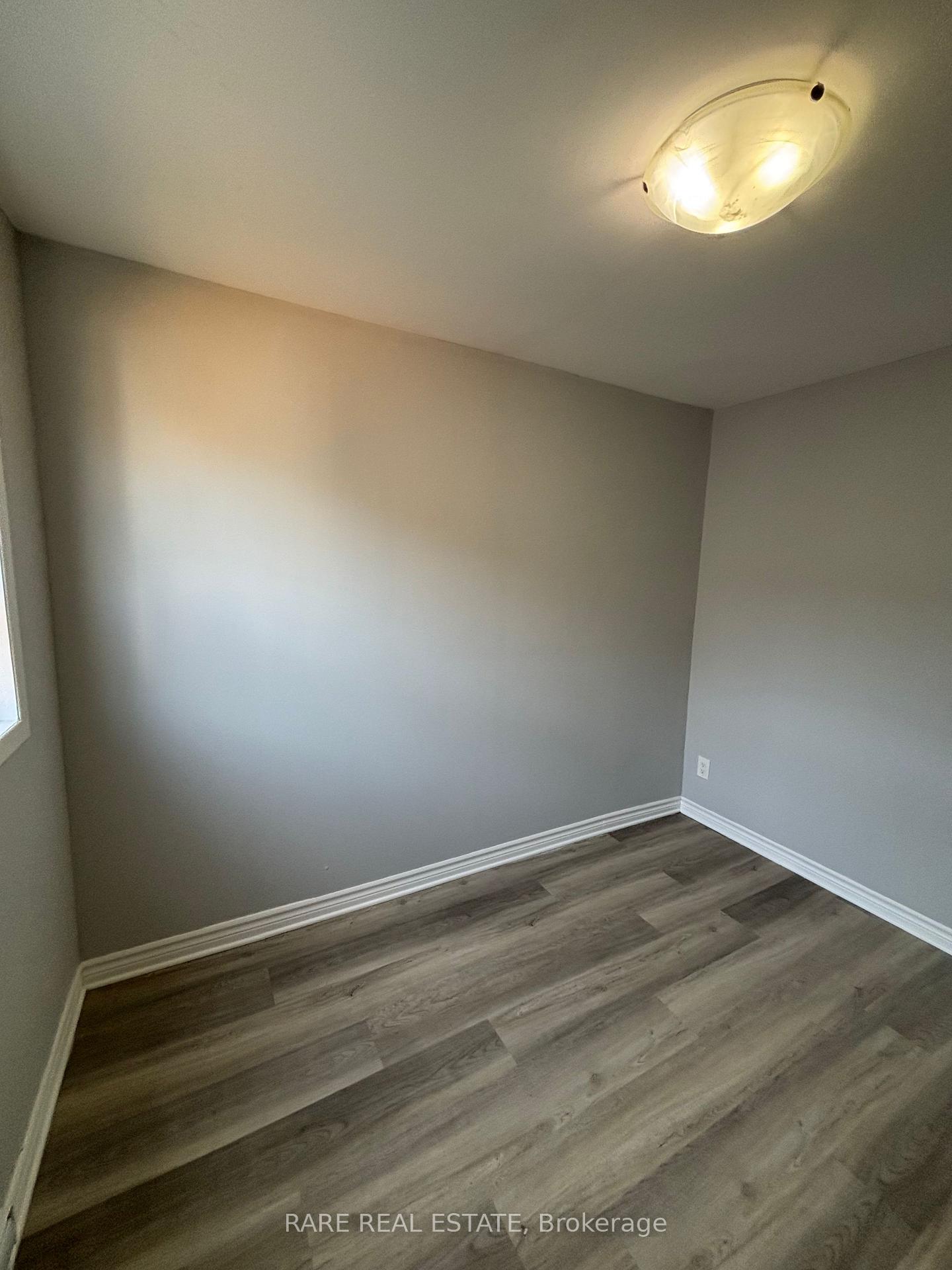 Photo 9 of Unit 4, 253 Augusta Avenue, Toronto, Kensington-Chinatown — HOMEH