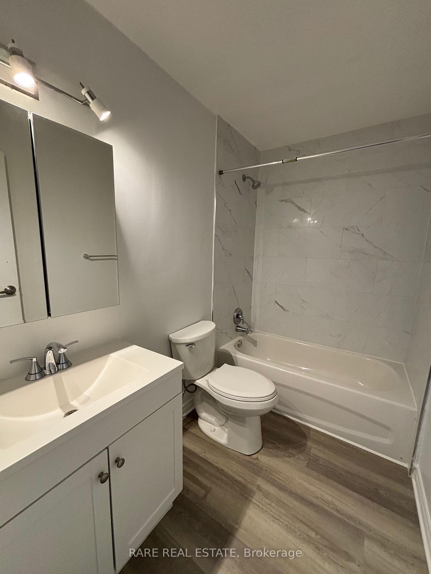 Photo 10 of Unit 4, 253 Augusta Avenue, Toronto, Kensington-Chinatown — HOMEH