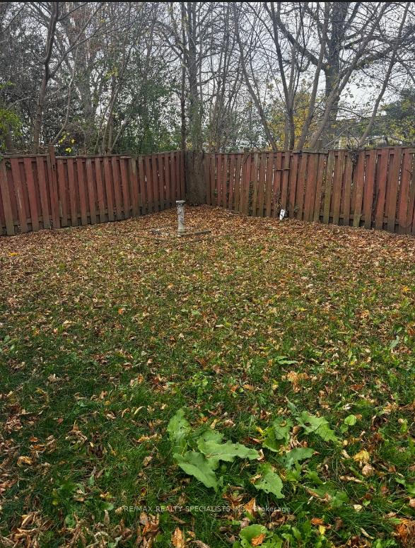 Photo 17 of Unit Upper, 20 Roseville Drive, Brampton, Brampton South — HOMEH