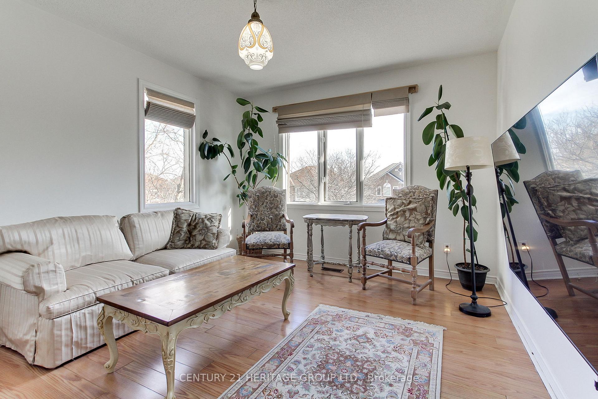 Photo 10 of 126 October Lane, Aurora, Aurora Grove — HOMEH