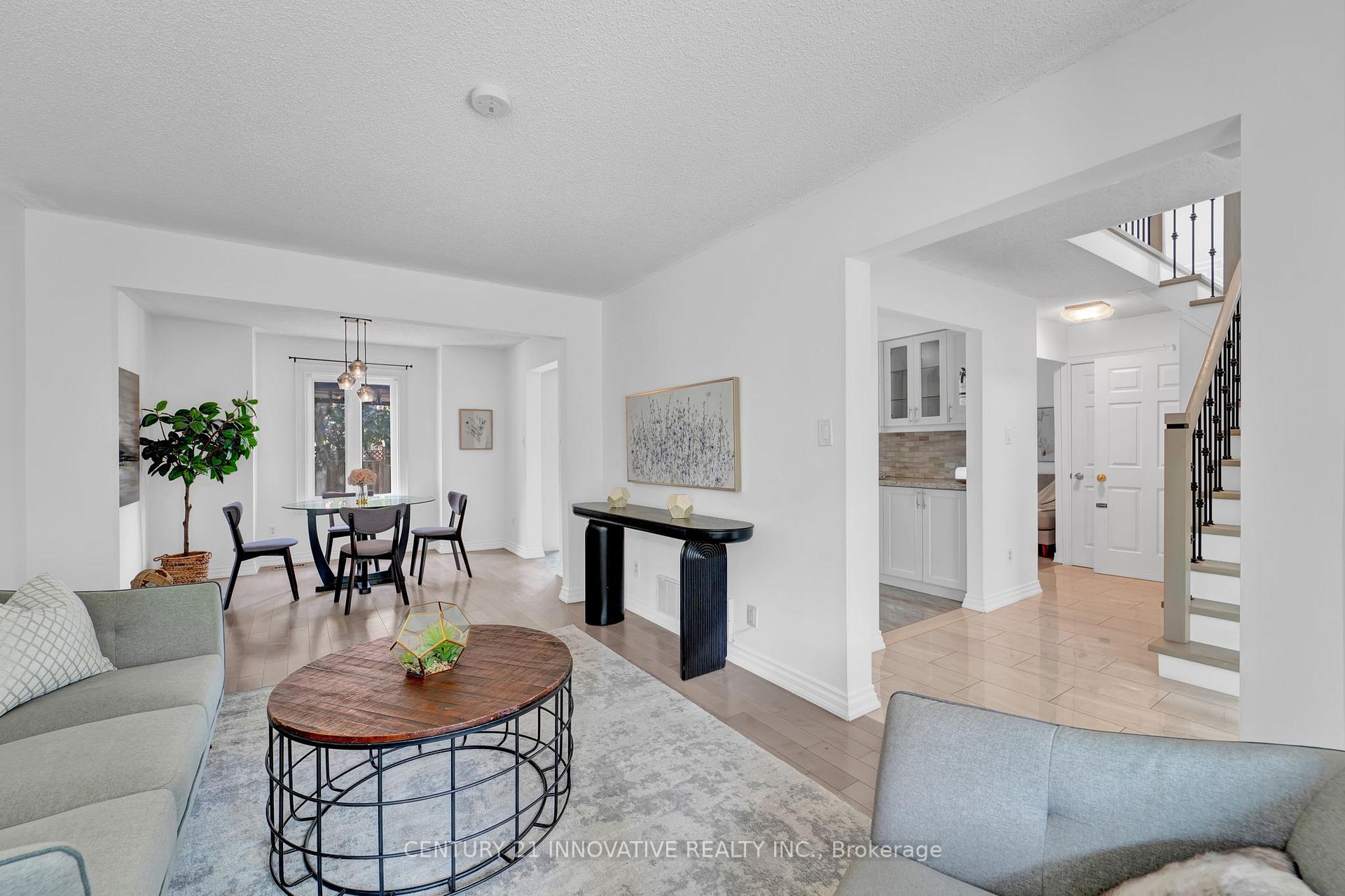 Photo 9 of 10 Blake Court, Ajax, Central — HOMEH