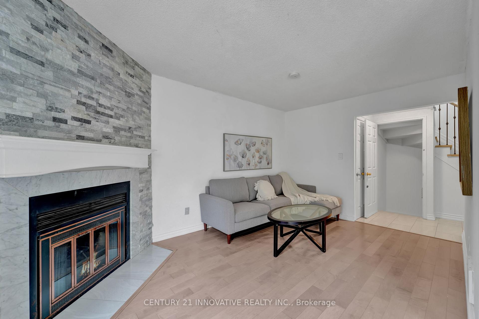 Photo 16 of 10 Blake Court, Ajax, Central — HOMEH