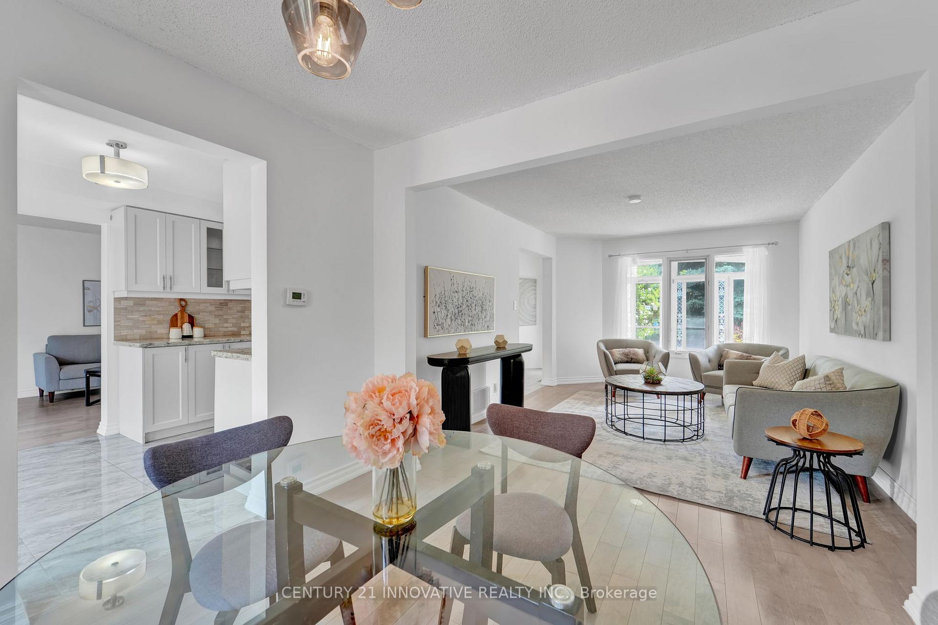 Photo 13 of 10 Blake Court, Ajax, Central — HOMEH