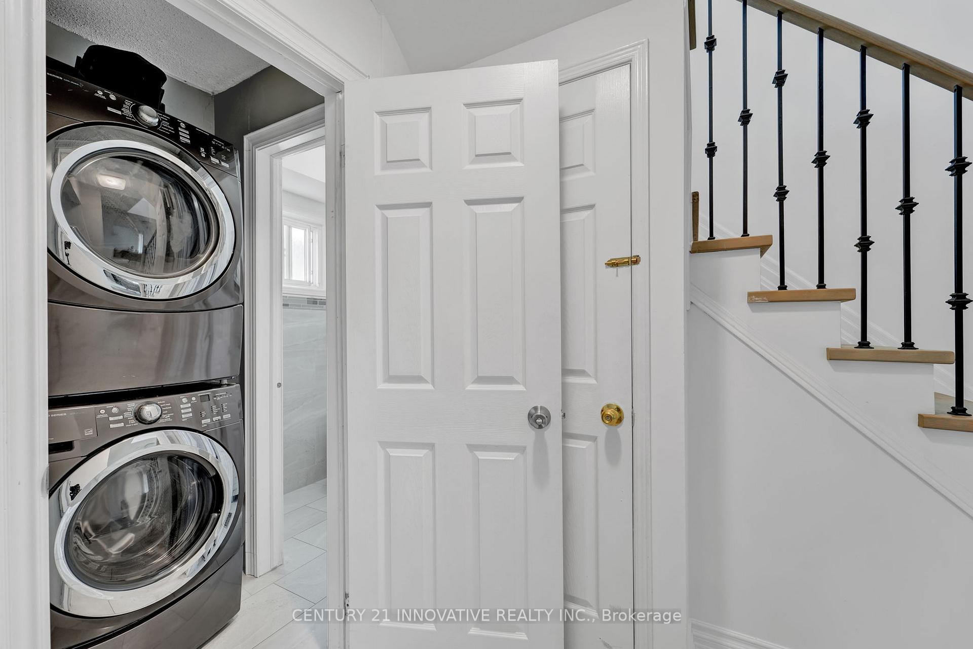Photo 17 of 10 Blake Court, Ajax, Central — HOMEH