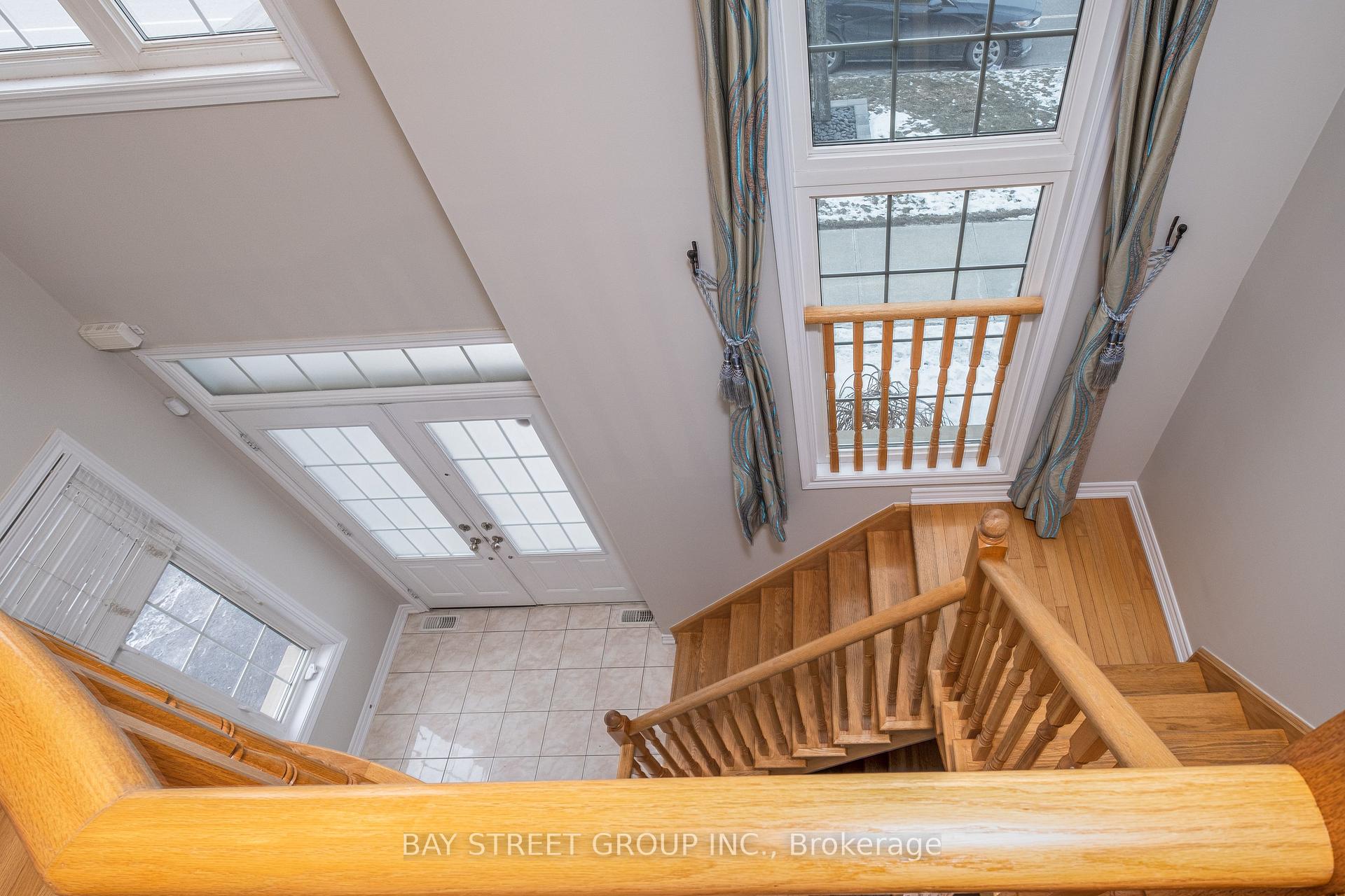Photo 13 of Unit Upper, 163 Williamson Drive E, Ajax, Northwest Ajax — HOMEH