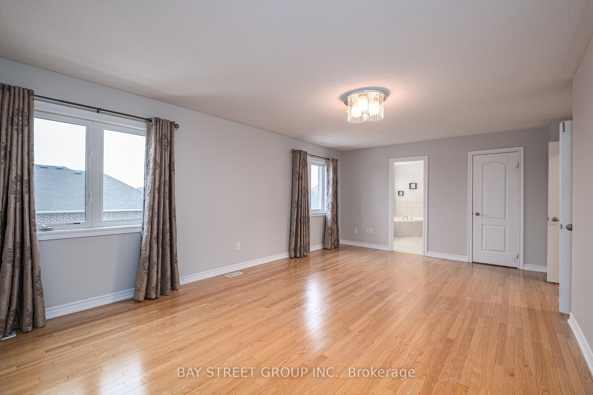 Photo 22 of Unit Upper, 163 Williamson Drive E, Ajax, Northwest Ajax — HOMEH