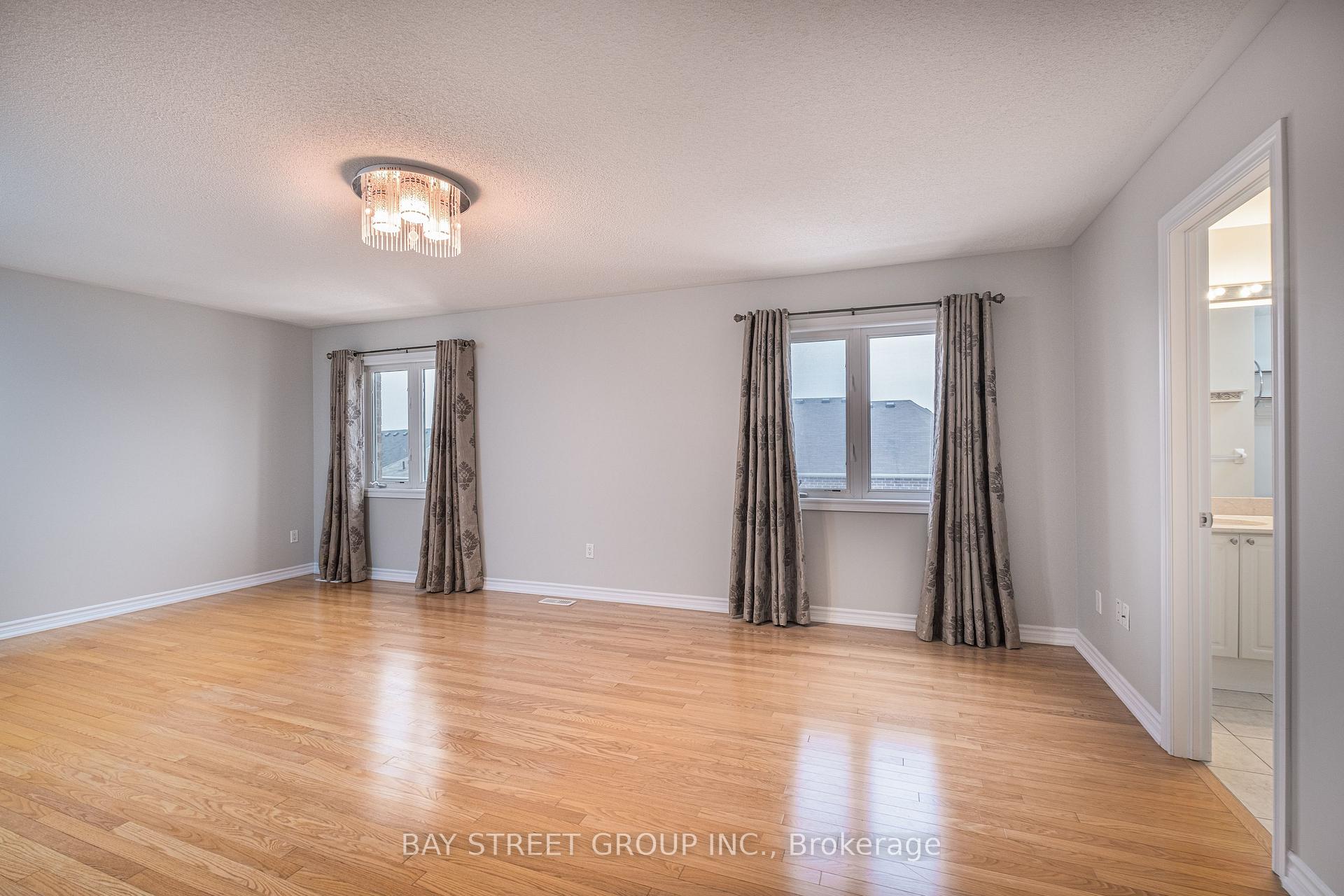 Photo 25 of Unit Upper, 163 Williamson Drive E, Ajax, Northwest Ajax — HOMEH