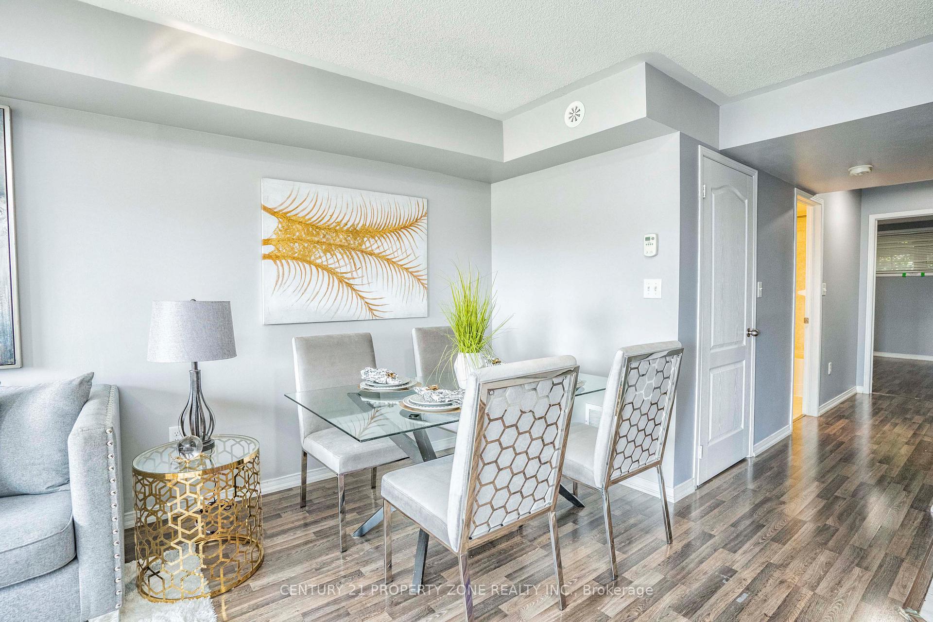 Photo 18 of Unit 4, 2500 Post Road, Oakville, River Oaks — HOMEH
