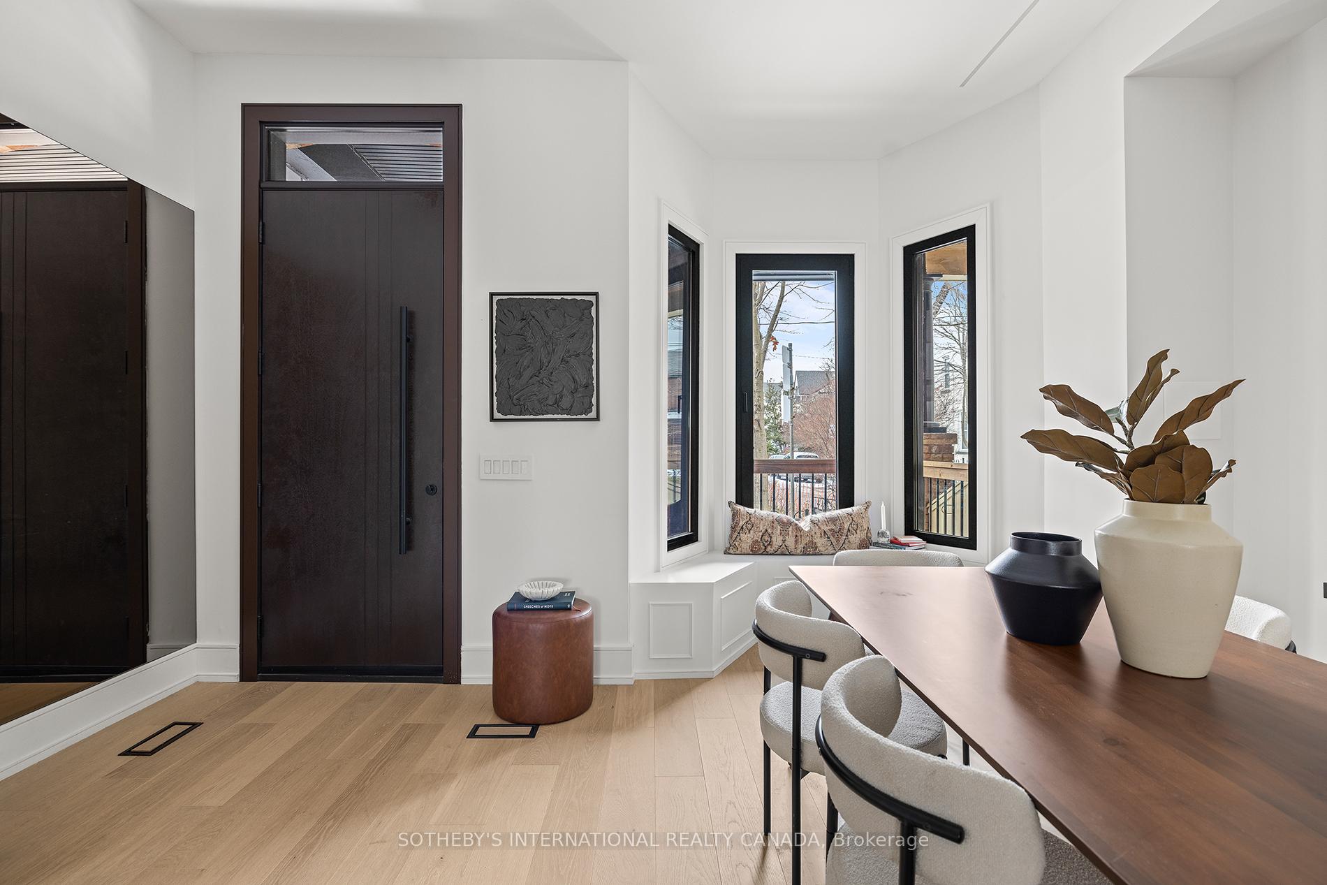 Photo 4 of 121 Major Street, Toronto, University — HOMEH