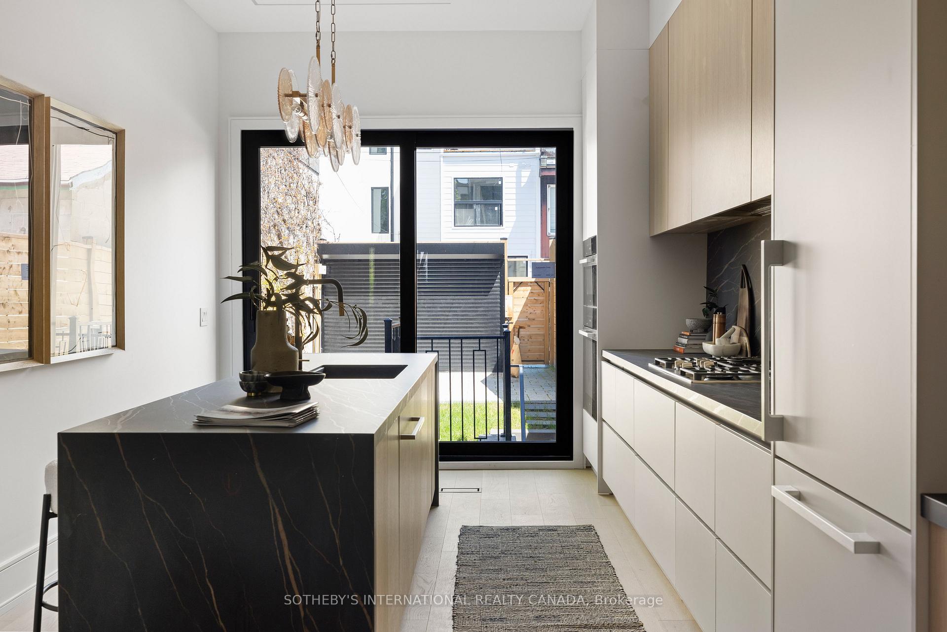 Photo 33 of 121 Major Street, Toronto, University — HOMEH