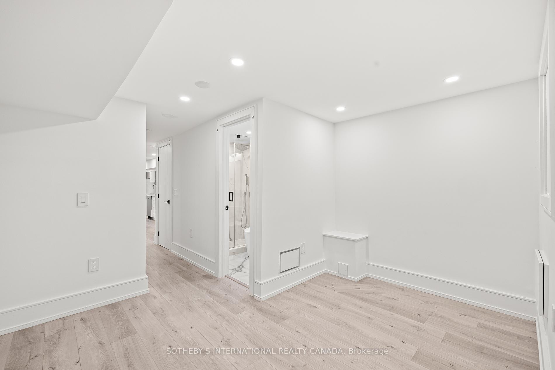 Photo 22 of 121 Major Street, Toronto, University — HOMEH