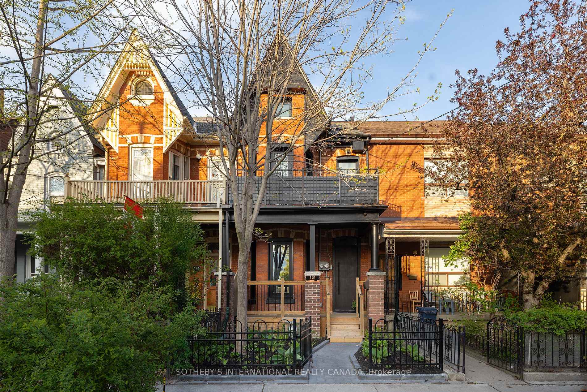 Photo 37 of 121 Major Street, Toronto, University — HOMEH