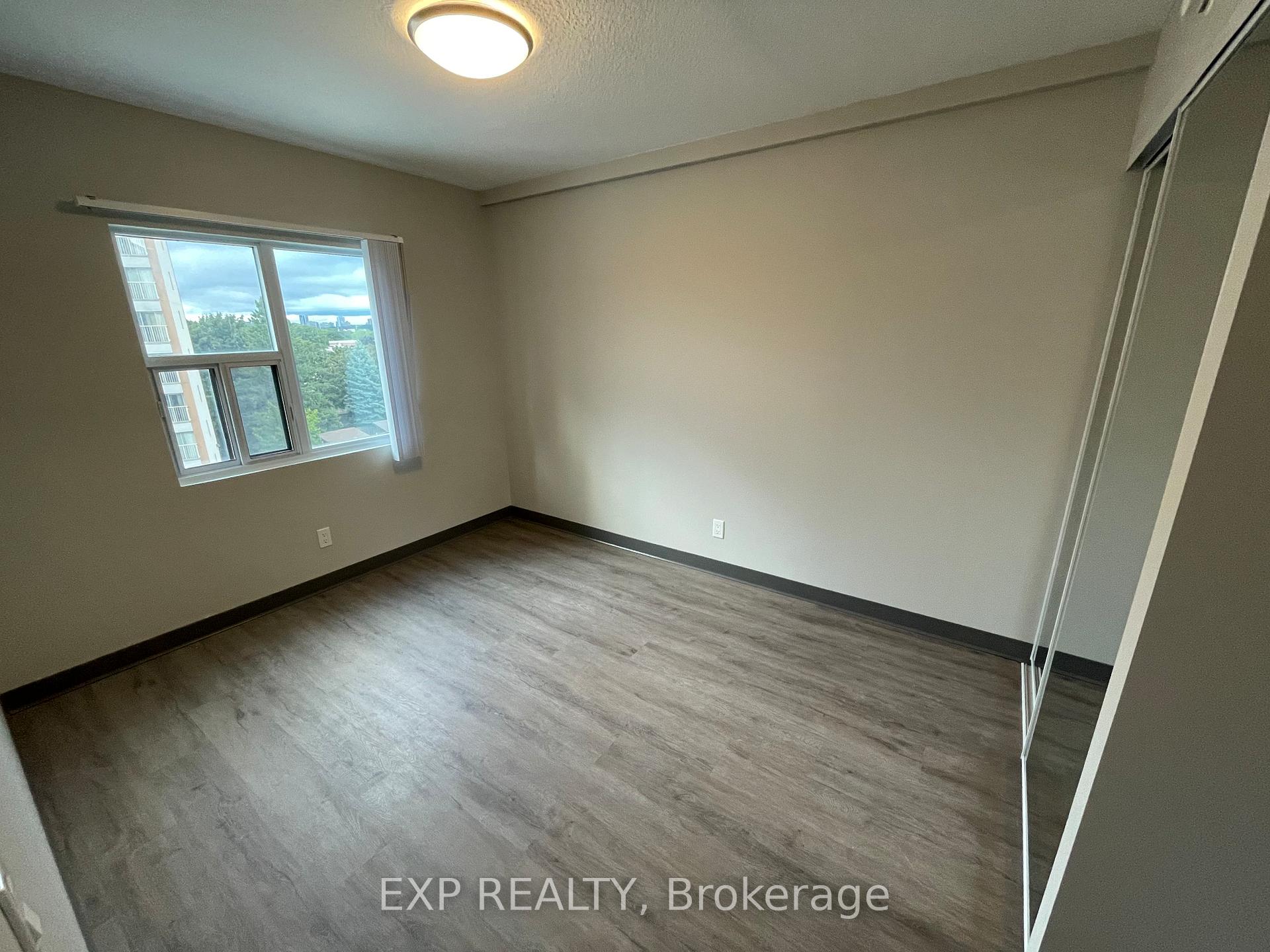 Photo 5 of Unit 512, 593 Strasburg Road, Kitchener — HOMEH