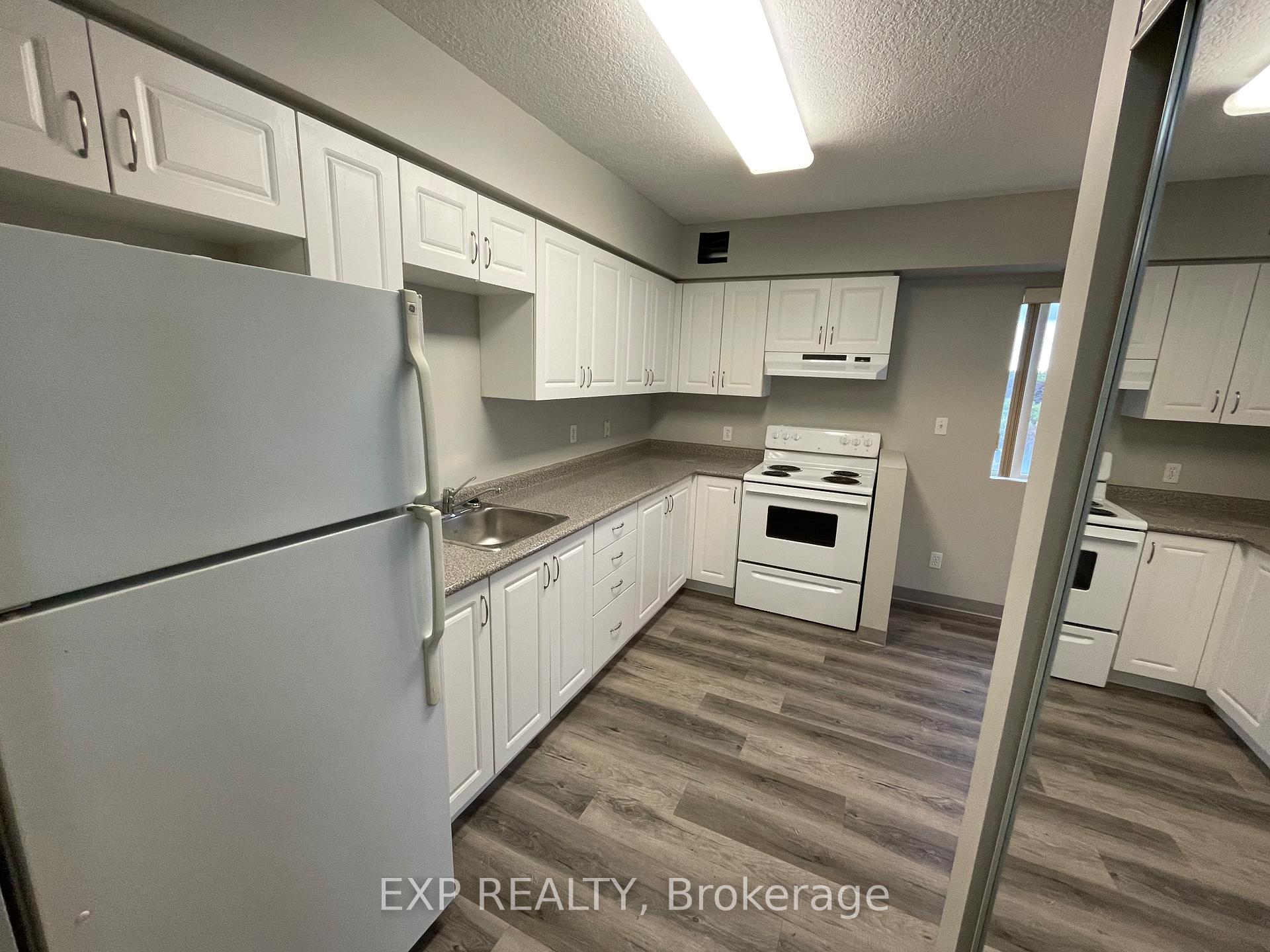 Photo 9 of Unit 512, 593 Strasburg Road, Kitchener — HOMEH