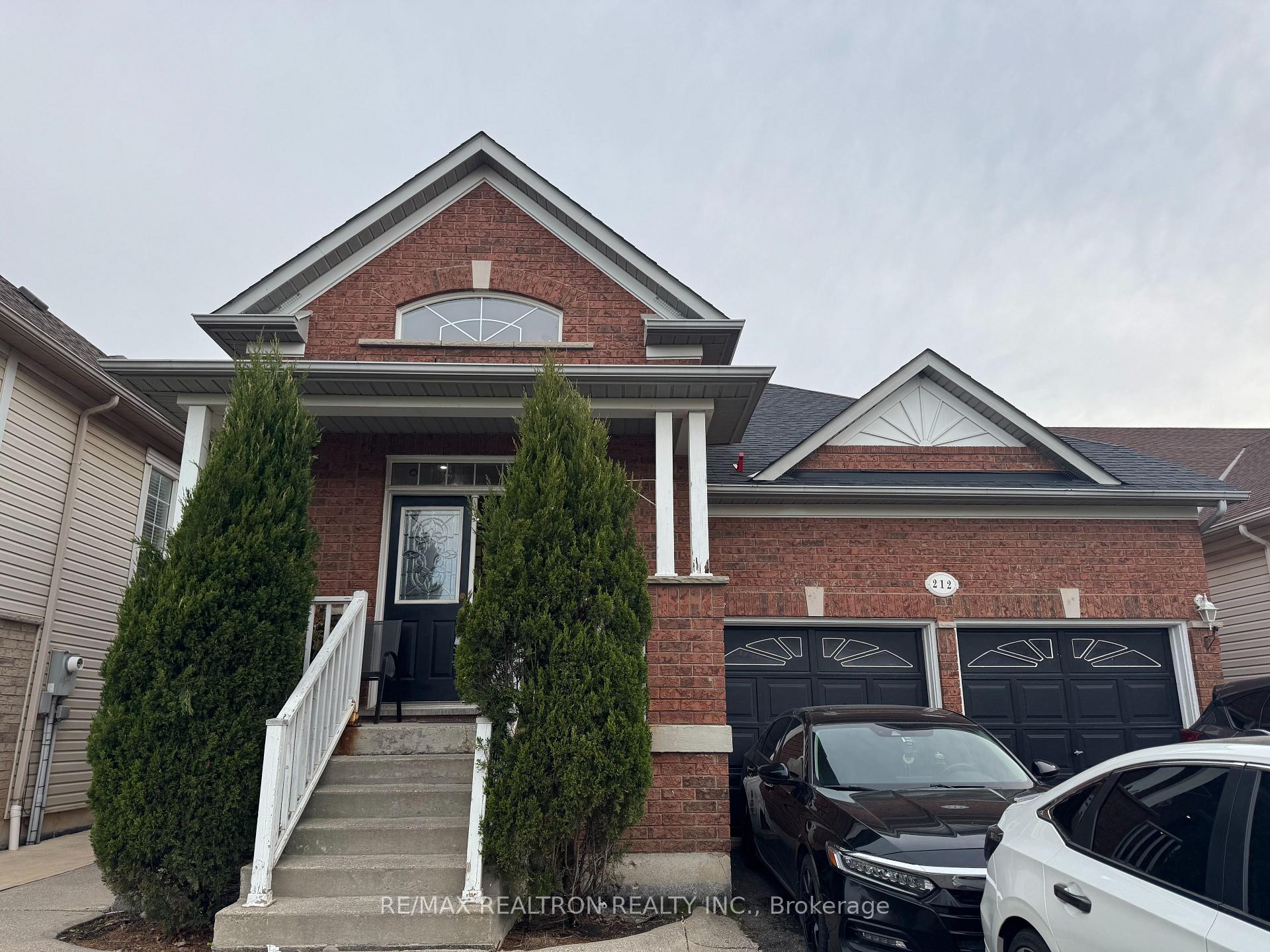 Photo 1 of Unit Upper Lvl, 212 Van Scott Drive, Brampton, Northwest Sandalwood Parkway — HOMEH