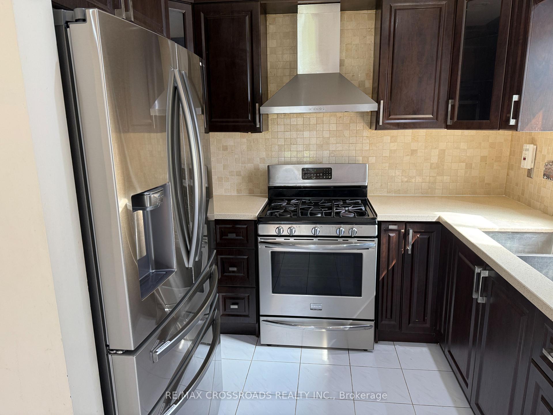 Photo 9 of Unit Main, 80 Terrosa Road, Markham, Middlefield — HOMEH