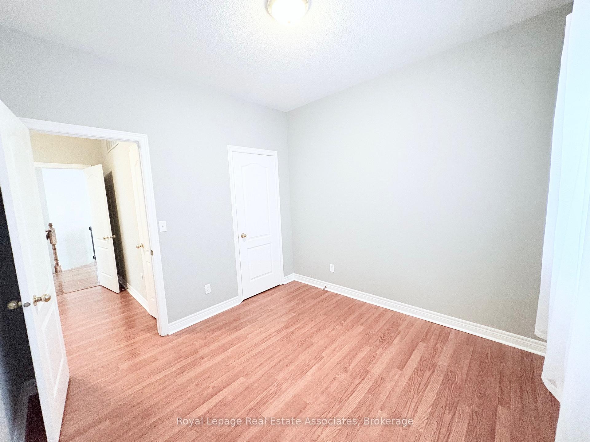 Photo 21 of 14 Callaghan Crescent, Halton Hills, Georgetown — HOMEH