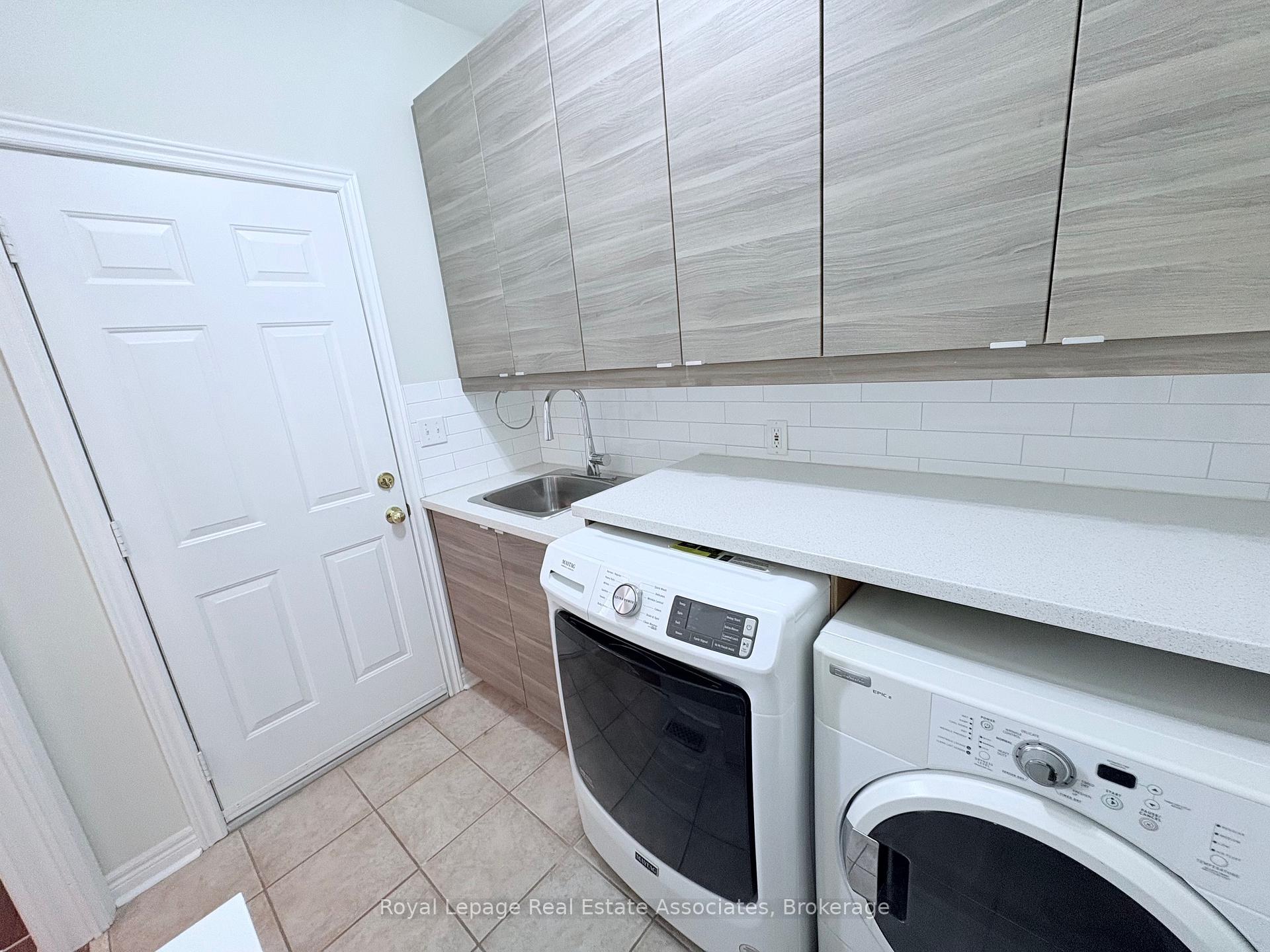 Photo 20 of 14 Callaghan Crescent, Halton Hills, Georgetown — HOMEH