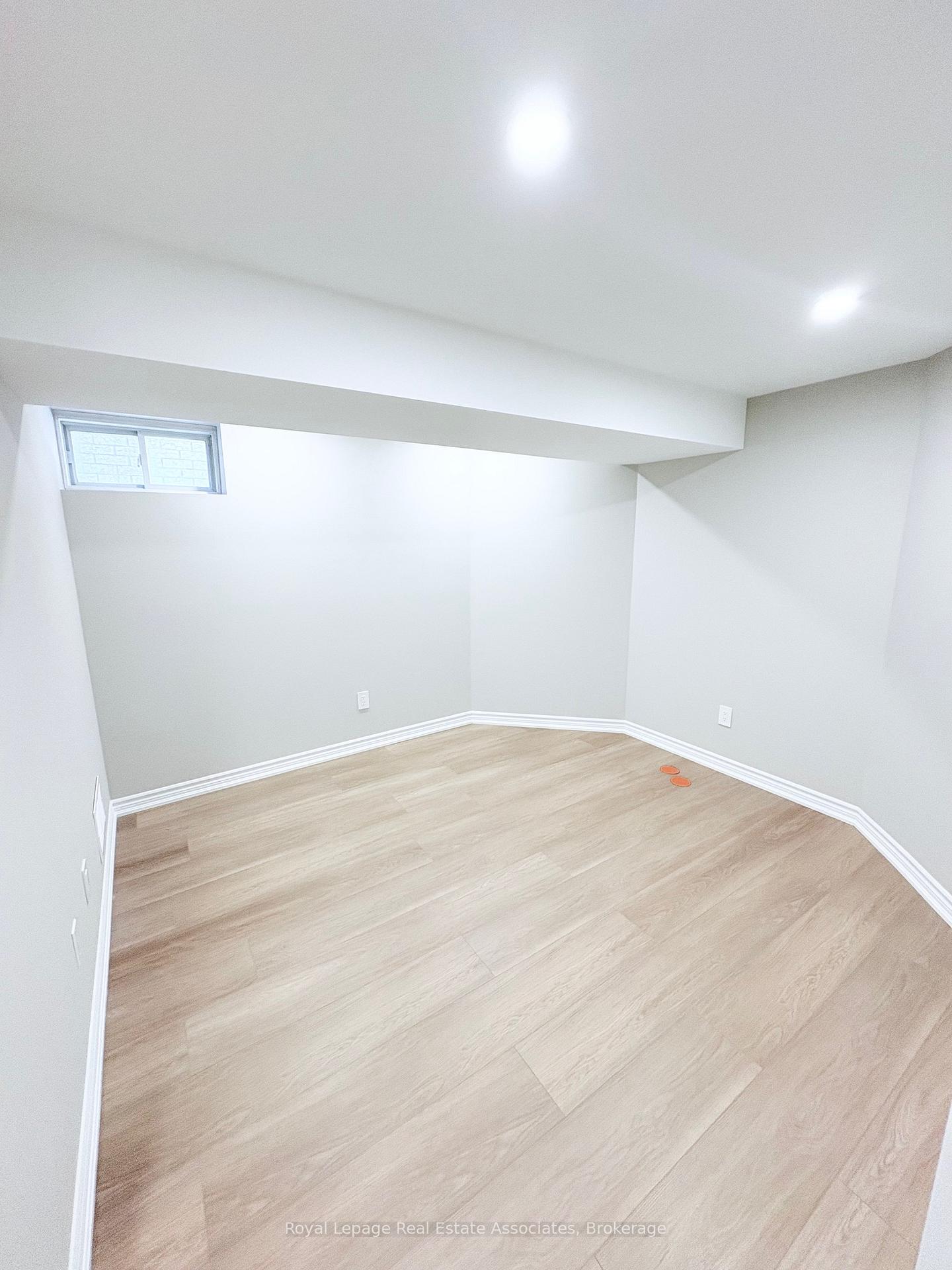 Photo 25 of 14 Callaghan Crescent, Halton Hills, Georgetown — HOMEH