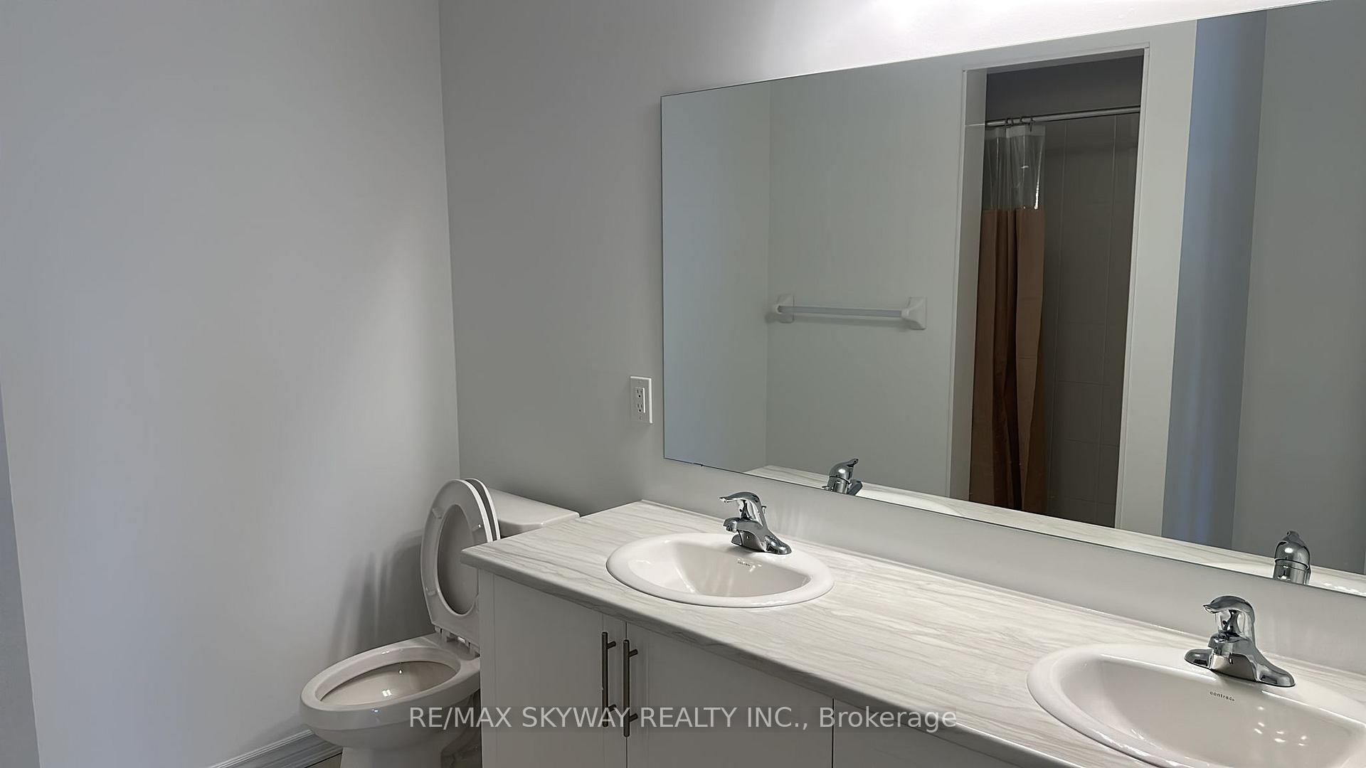 Photo 21 of 425 Dougall Avenue, Caledon, Rural Caledon — HOMEH