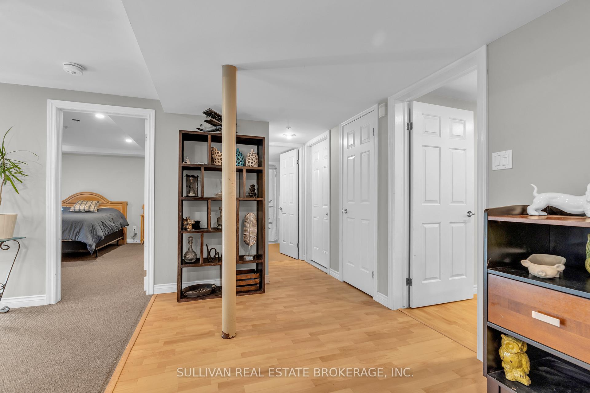 Photo 12 of Unit B, 58 Glenholme Drive, Guelph, York/Watson Industrial Park — HOMEH