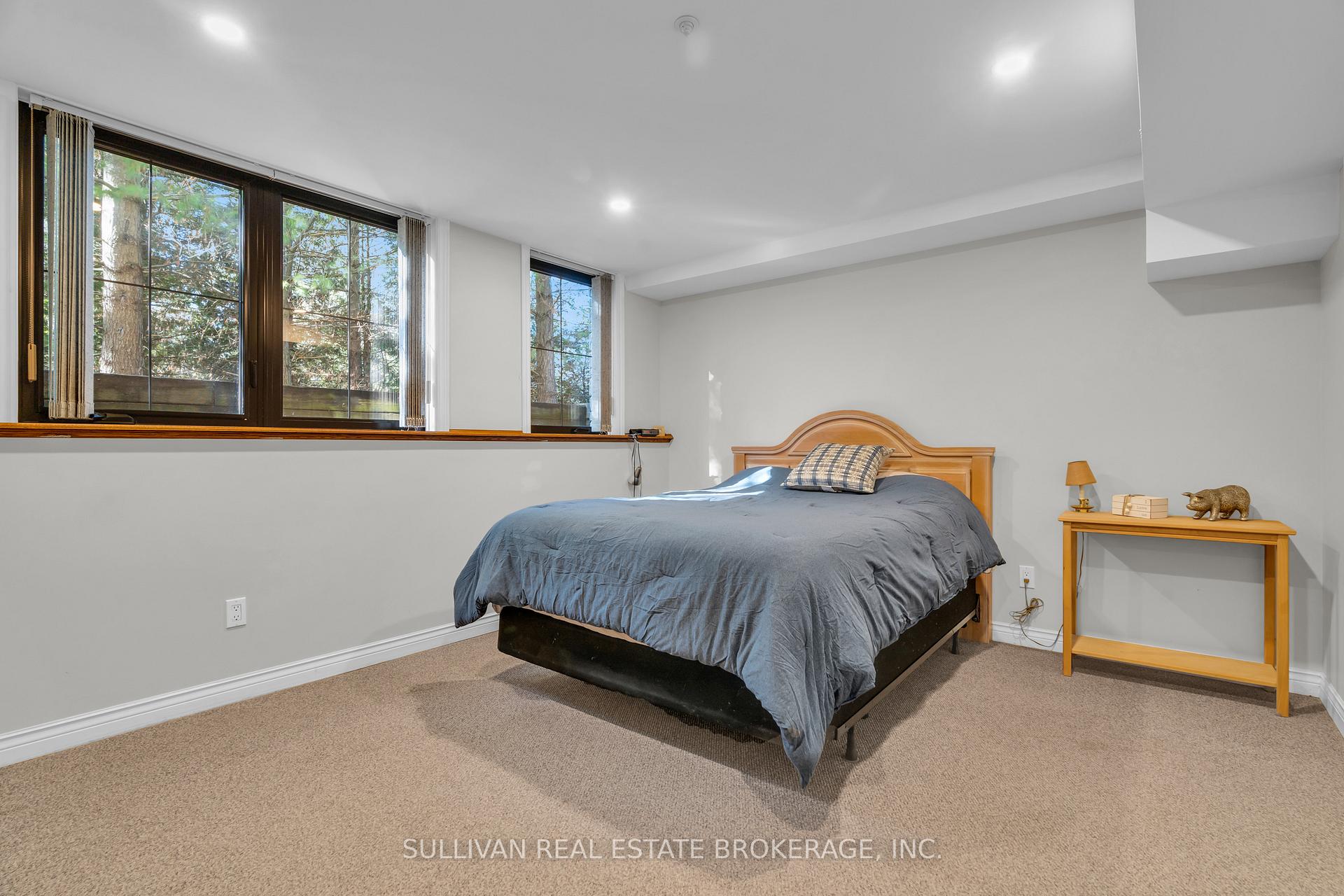 Photo 15 of Unit B, 58 Glenholme Drive, Guelph, York/Watson Industrial Park — HOMEH