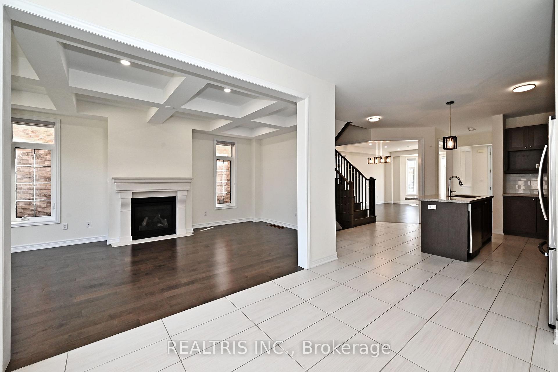 Photo 9 of 35 Gordon Landon Drive, Markham, Cornell — HOMEH