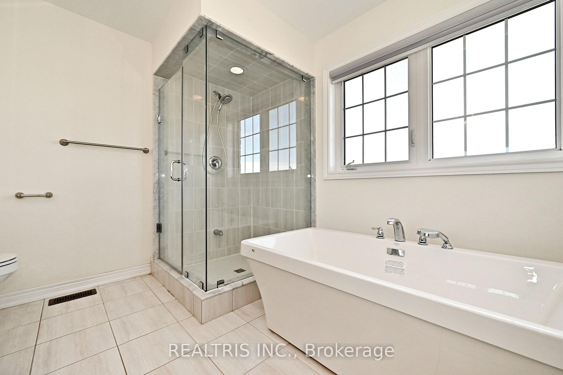 Photo 16 of 35 Gordon Landon Drive, Markham, Cornell — HOMEH