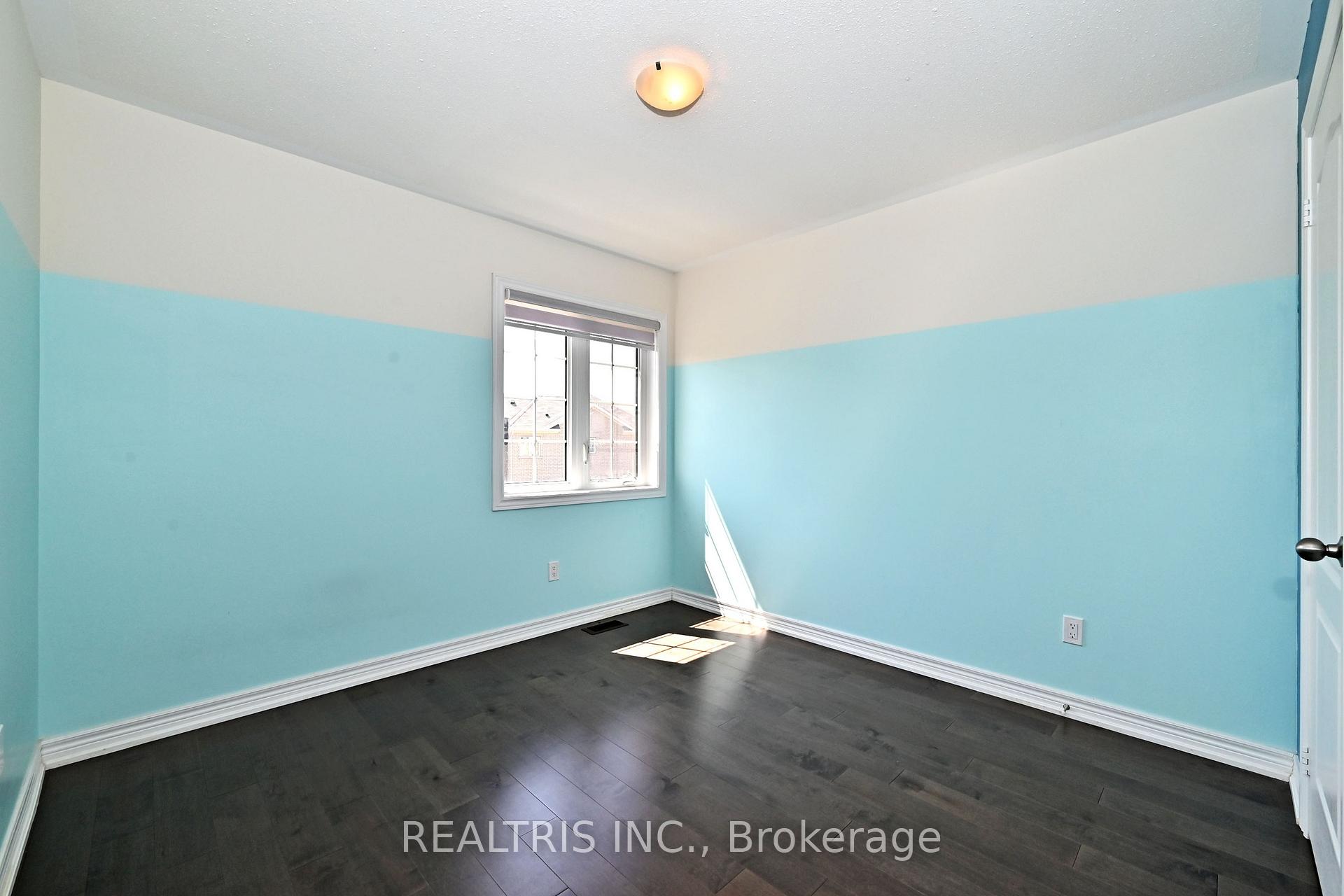 Photo 22 of 35 Gordon Landon Drive, Markham, Cornell — HOMEH