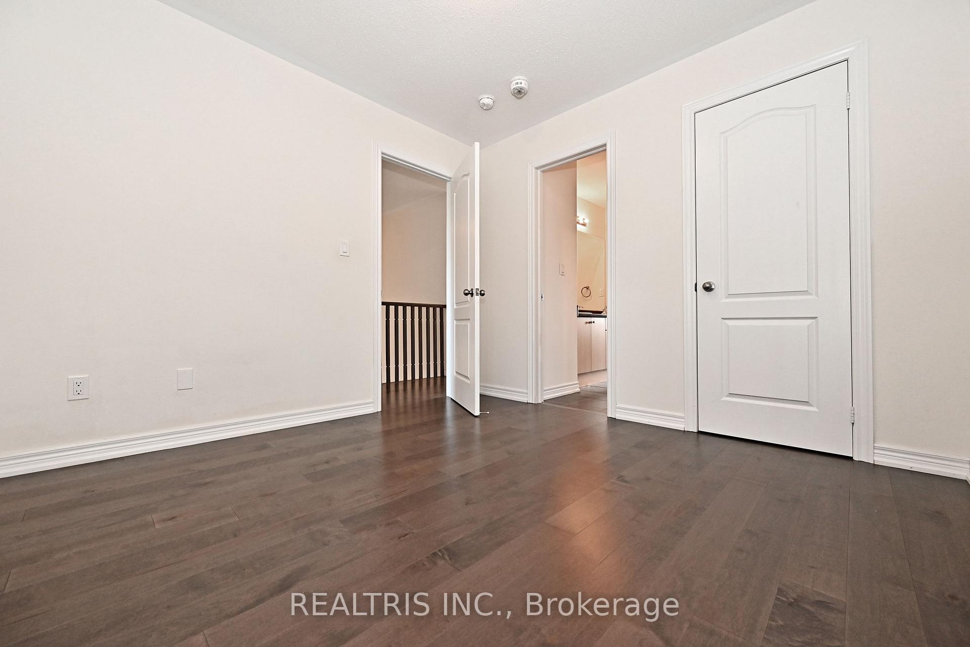 Photo 23 of 35 Gordon Landon Drive, Markham, Cornell — HOMEH