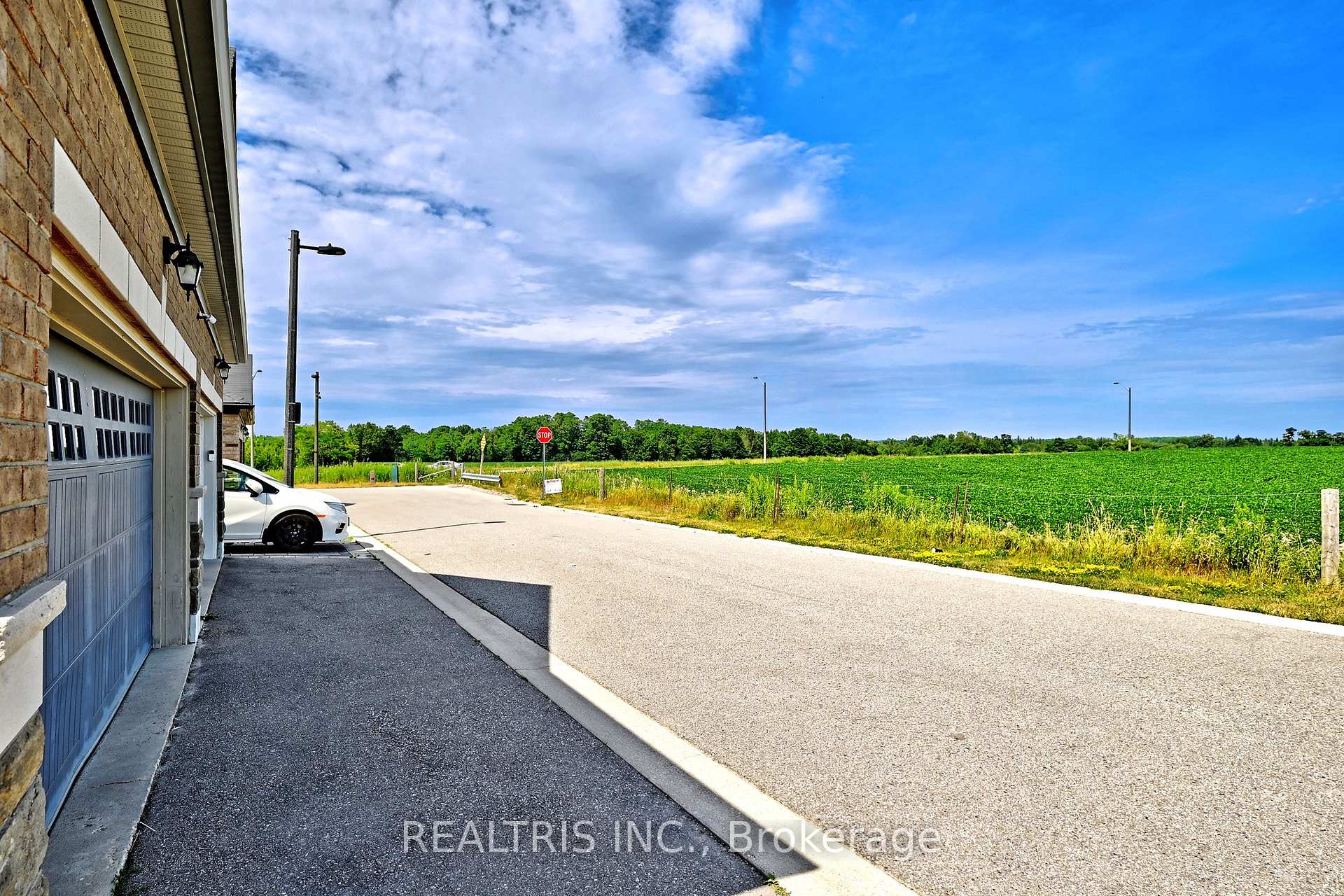 Photo 25 of 35 Gordon Landon Drive, Markham, Cornell — HOMEH